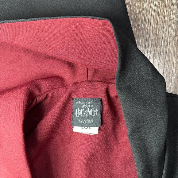 Harry Potter Universal Studios Gryffindor Robe – Size XXXS - Picture 7 of 15